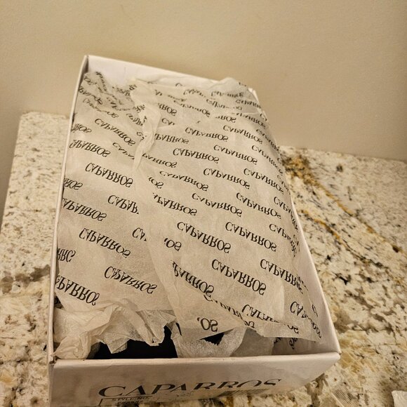 Evening or special occasion shoes - Picture 7 of 8